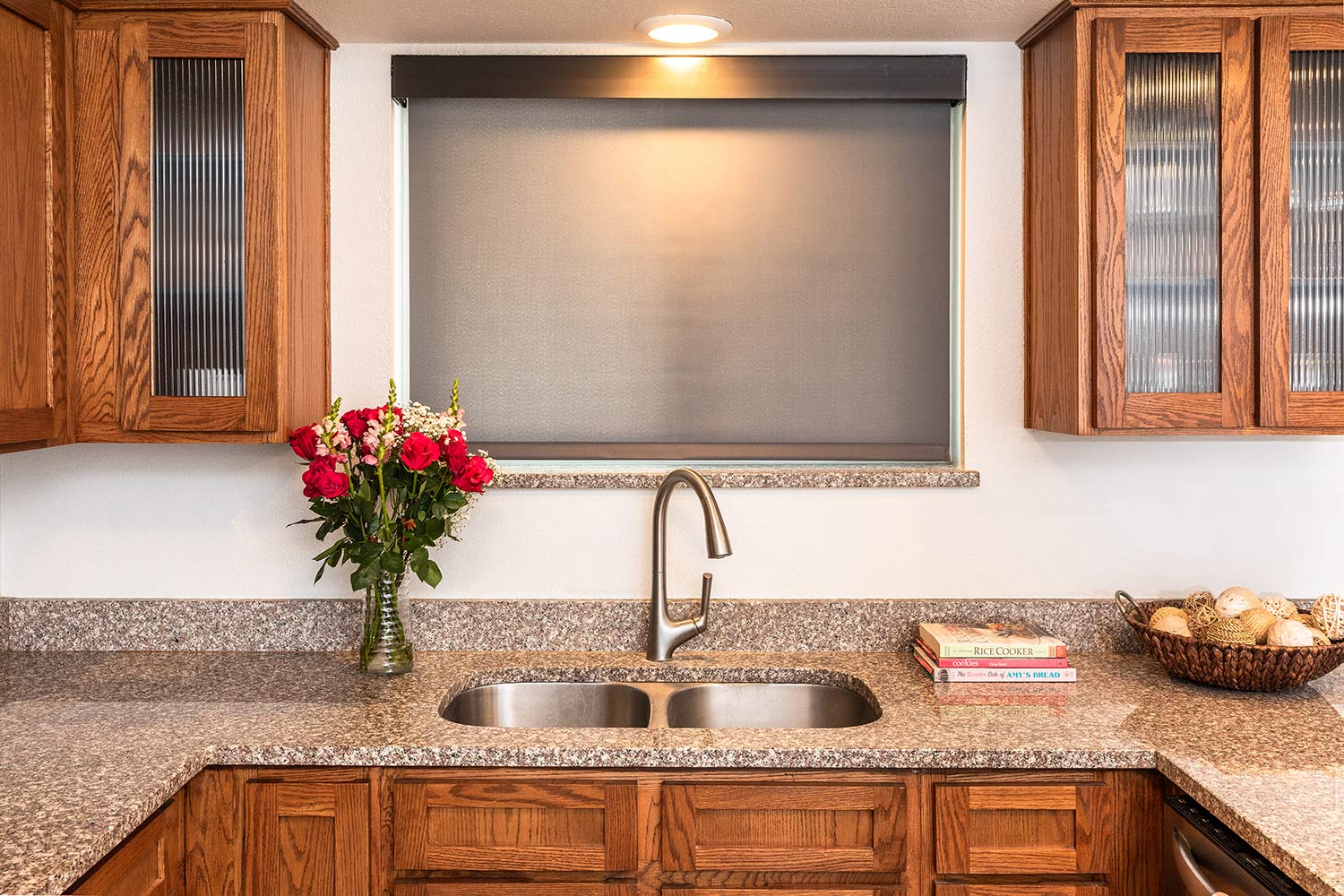 Selecting the Best Kitchen Window Treatments: Over the Sink | THE BLINDS  SPOT, image size:1500x1000